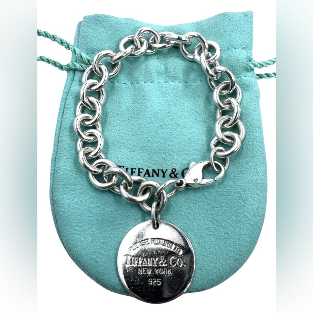 Tiffany & Co. Silver Return to Tiffany Round Tag Charm Bracelet 7.5” - Picture 2 of 4